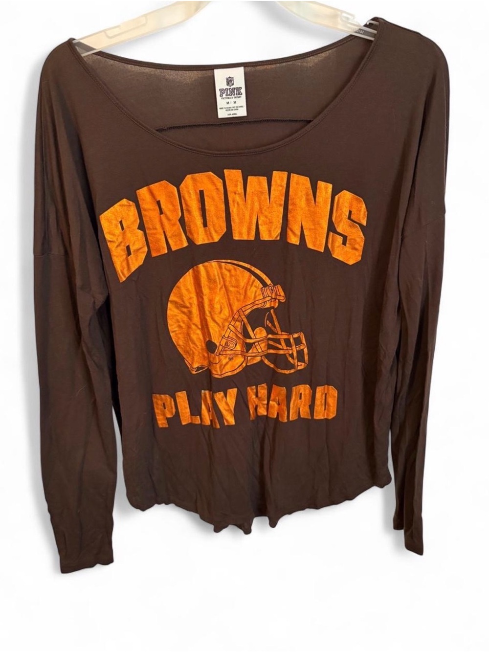 PINK Brown 'BROWNS Play Hard' Long Sleeve Tee